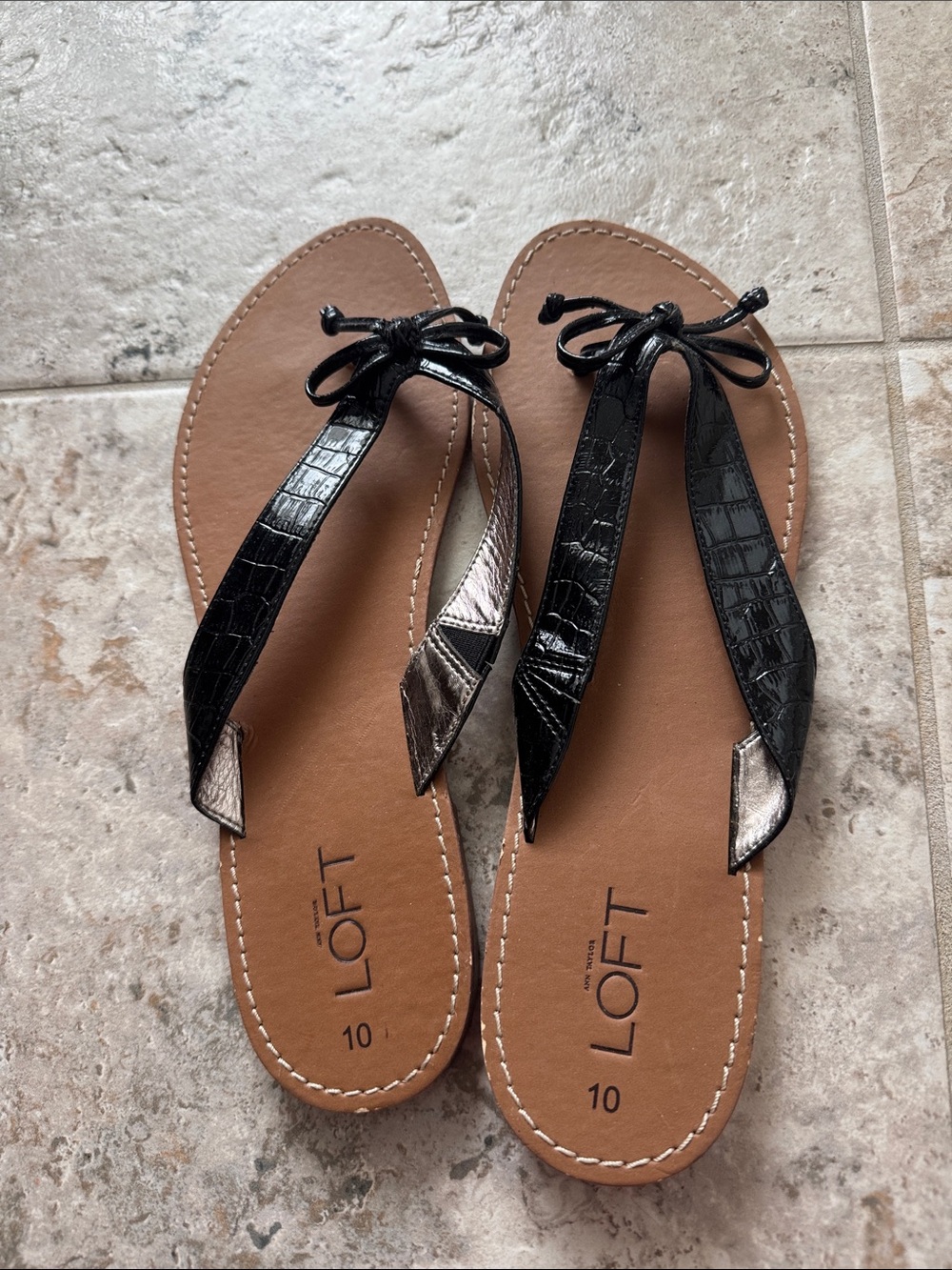 LOFT Black Croc-Embossed Bow Sandals with Tan Footbed